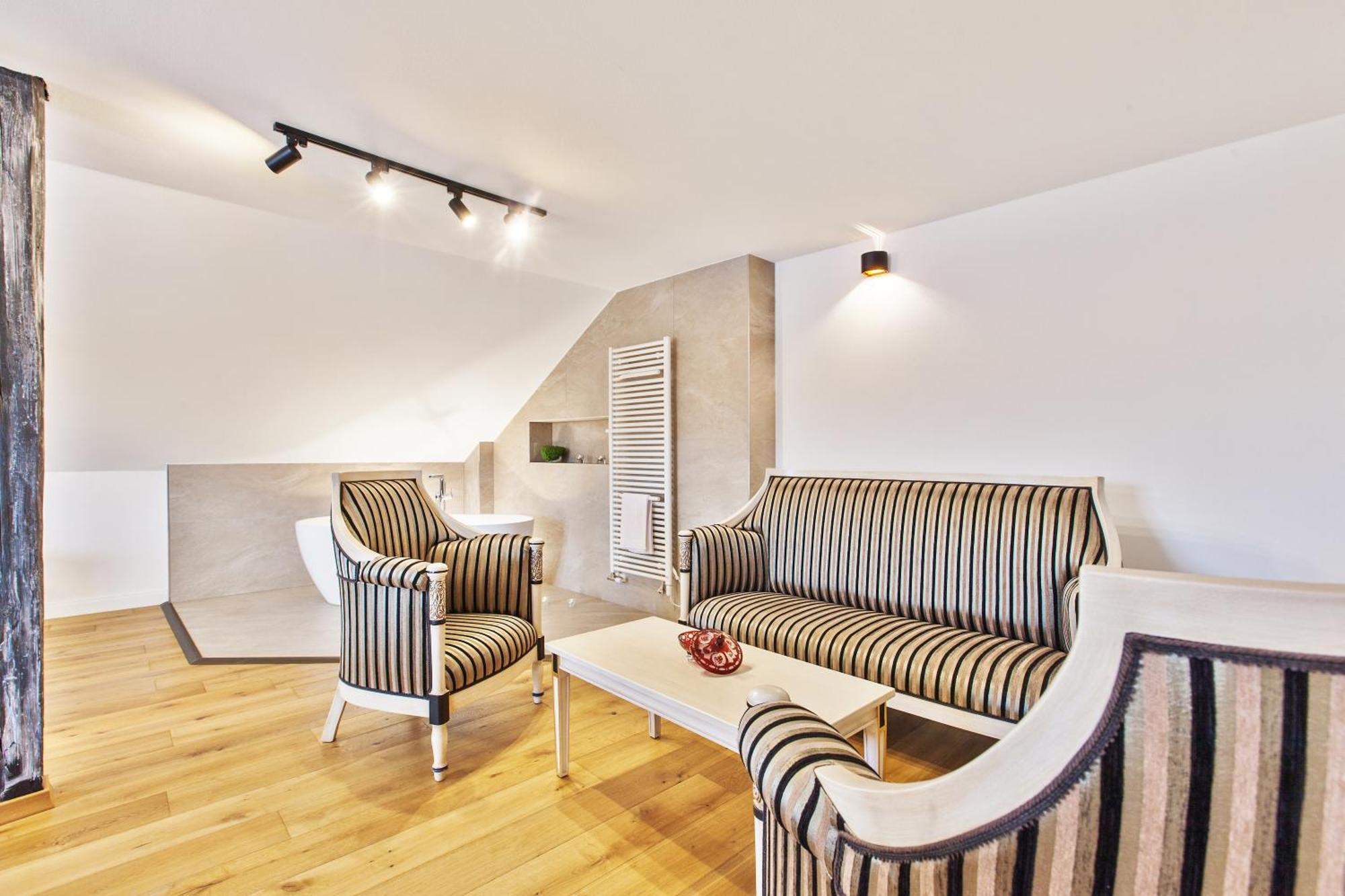 Brezno Central Apartments Екстериор снимка
