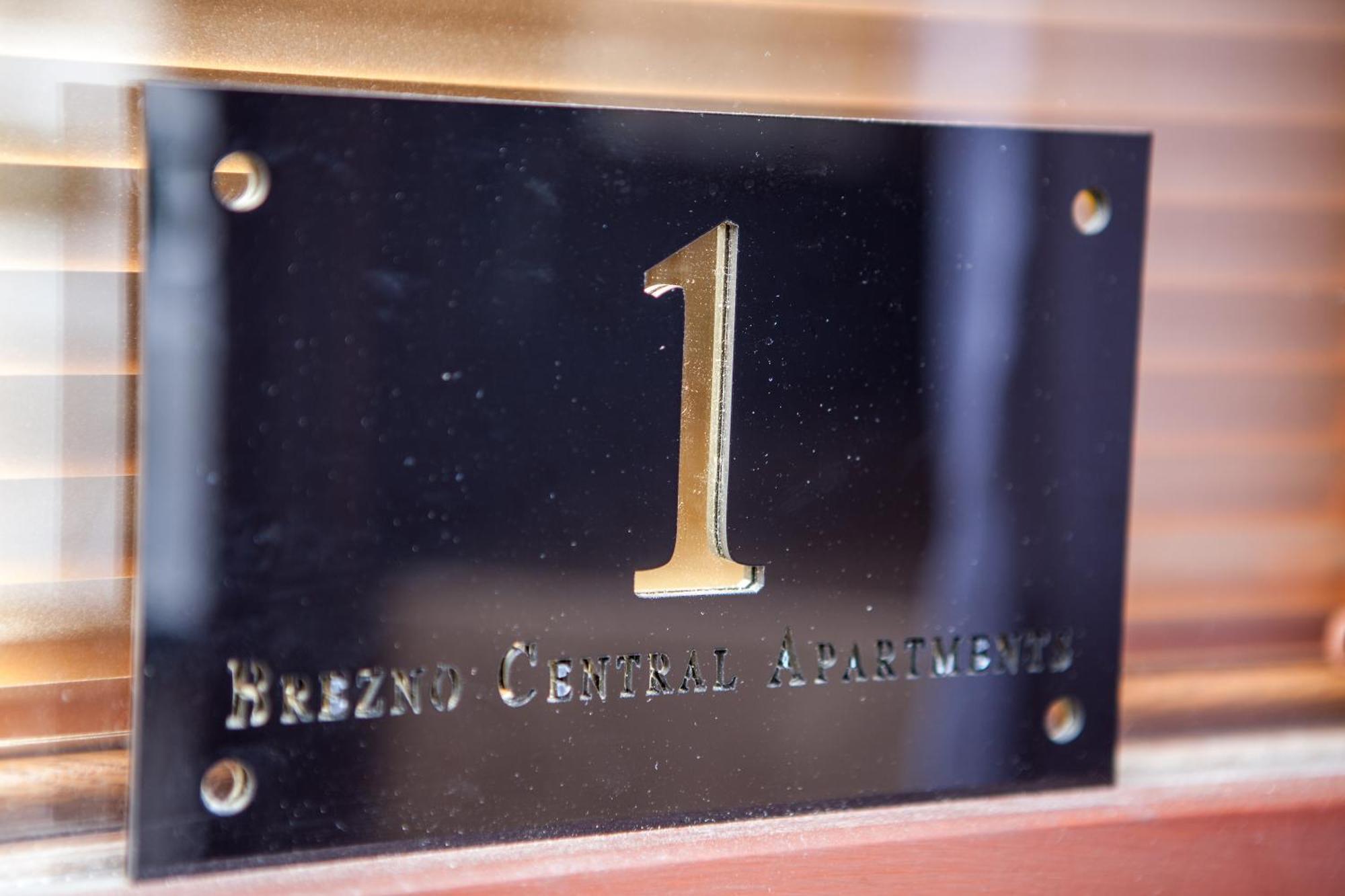 Brezno Central Apartments Екстериор снимка