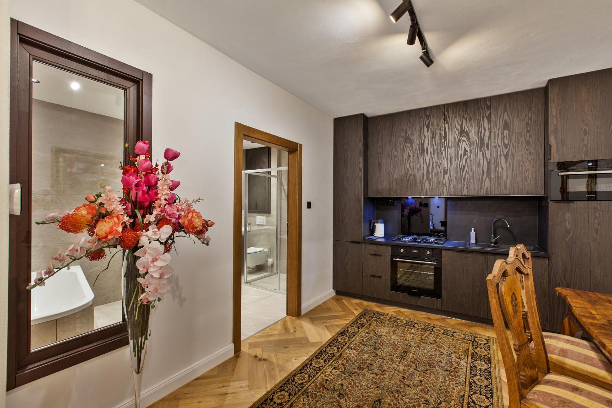 Brezno Central Apartments Екстериор снимка