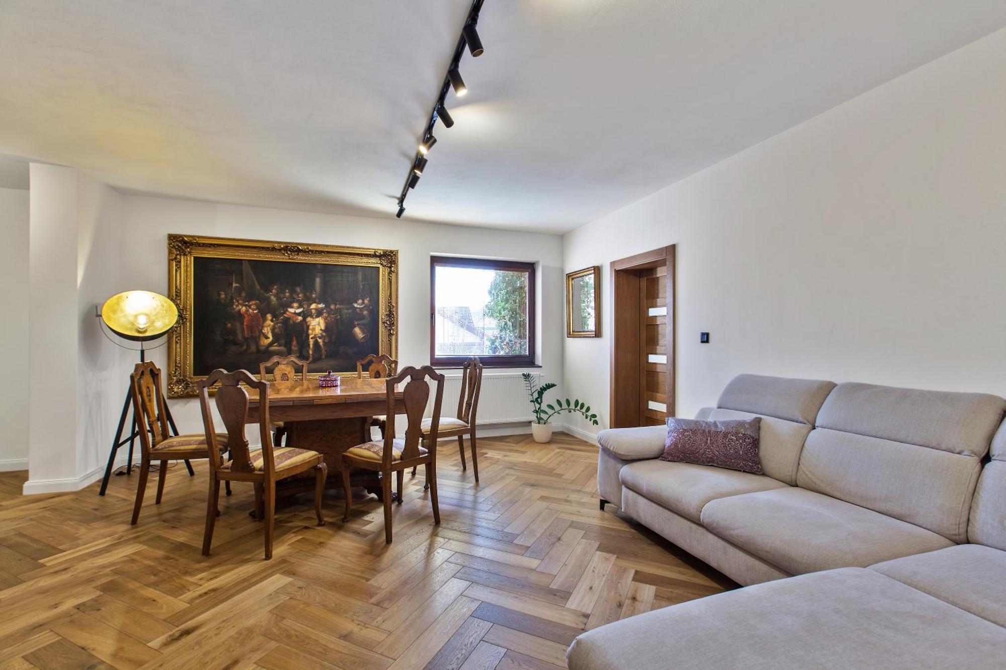 Brezno Central Apartments Екстериор снимка